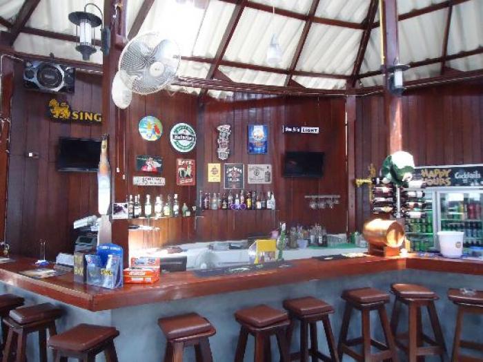 Safety Stop Pub, a tour attraction in Ko Tao à¸à