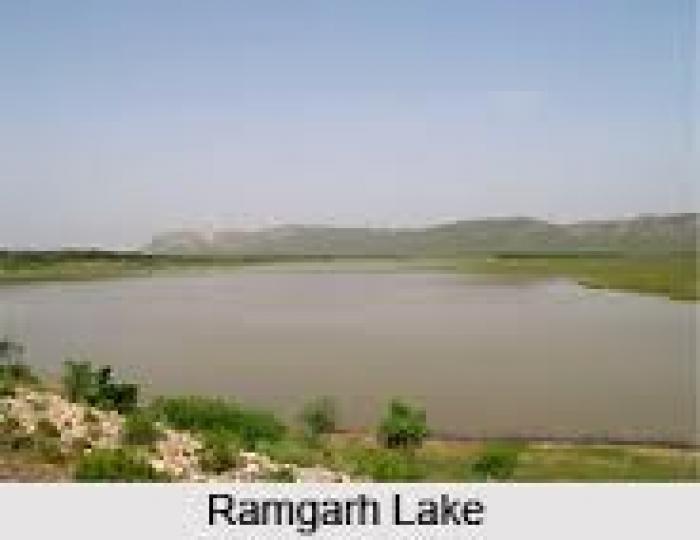 Jamva Ramgharh Lake, a tour attraction in  India