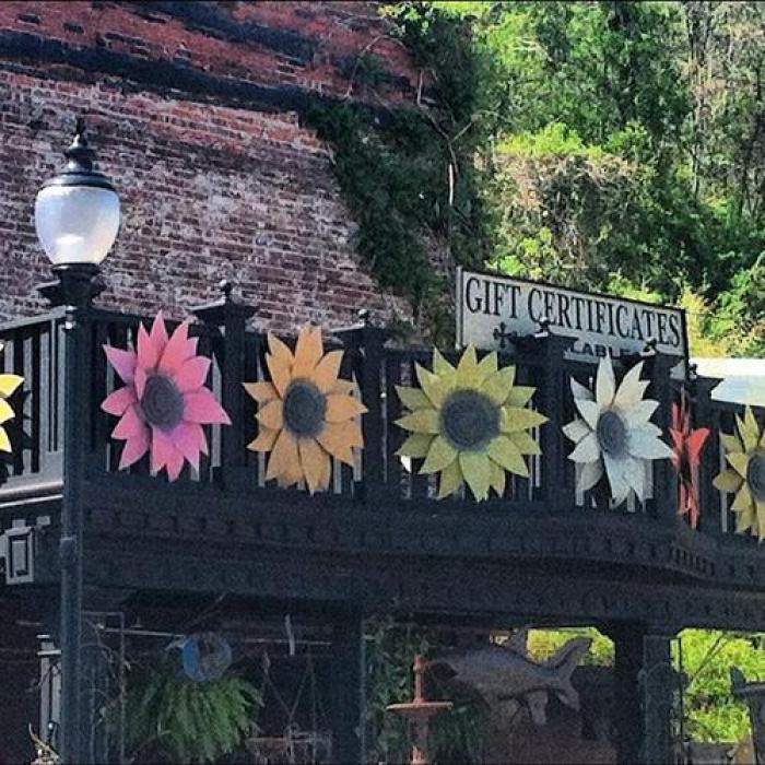 Fox Hollow Gallery, a tour attraction in West Baden Springs United Stat