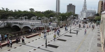 Bulevar del Río, a tour attraction in Cali Colombia