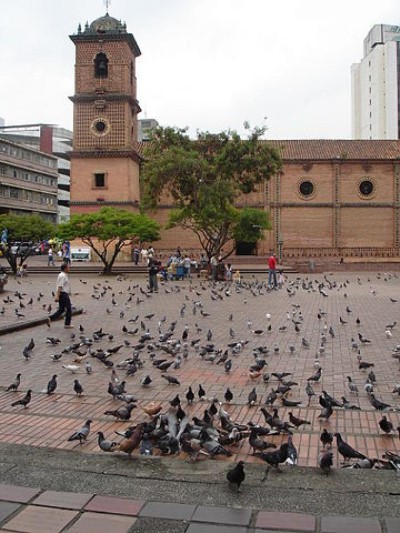 Iglesia de San Francisco, a tour attraction in Cali Colombia