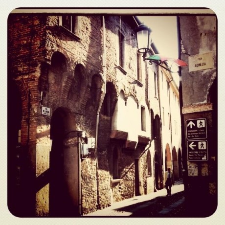 Via Dante, a tour attraction in Padua, Italy