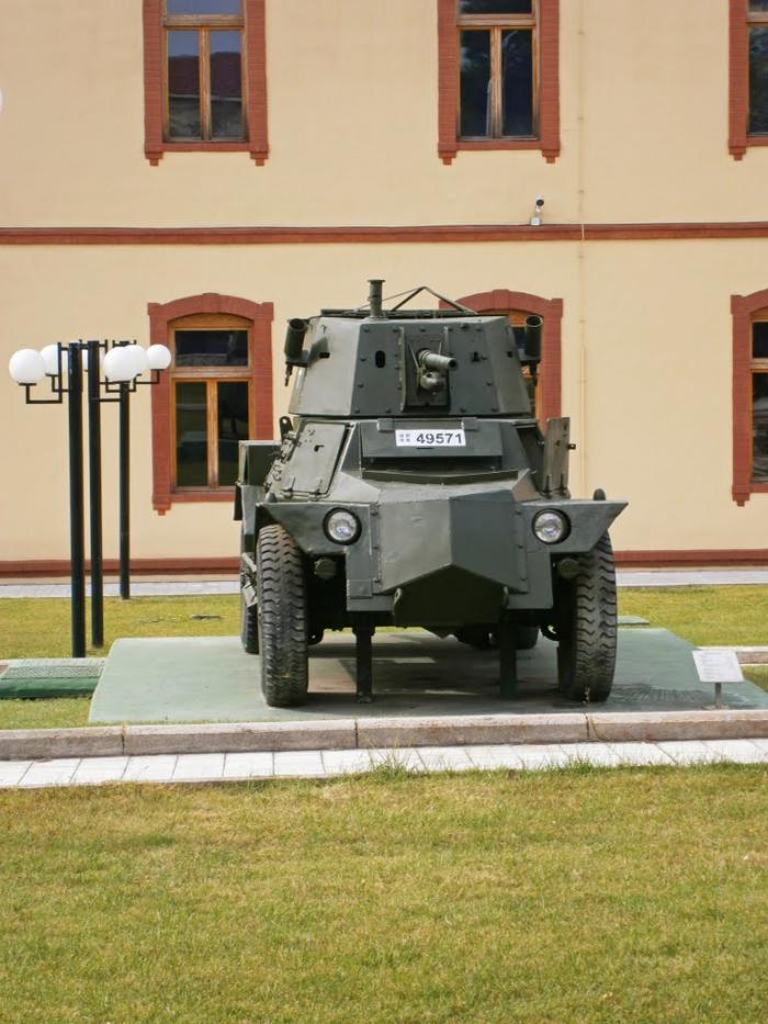 Πολεμικό Μουσείο (War Museum), a tour attraction in Thessaloniki, Greece 