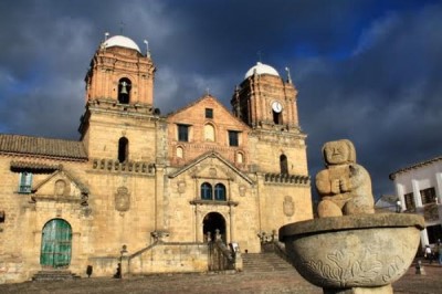 Iglesia Veracruz Panteón Nacional, a tour attraction in Bogota, Colombia
