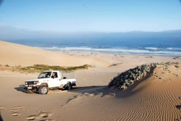 The Vleesbaai 4 x 4 Dune Route, a tour attraction in The Garden Route South Africa