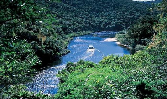 Keurbooms River Ferry, a tour attraction in The Garden Route South Africa
