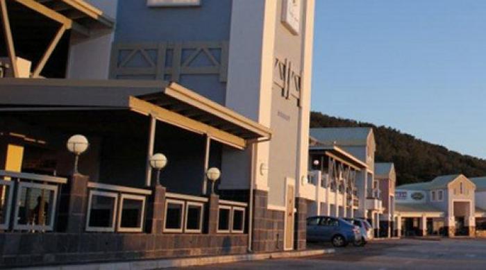 Market Square Plettenberg Bay, a tour attraction in The Garden Route South Africa