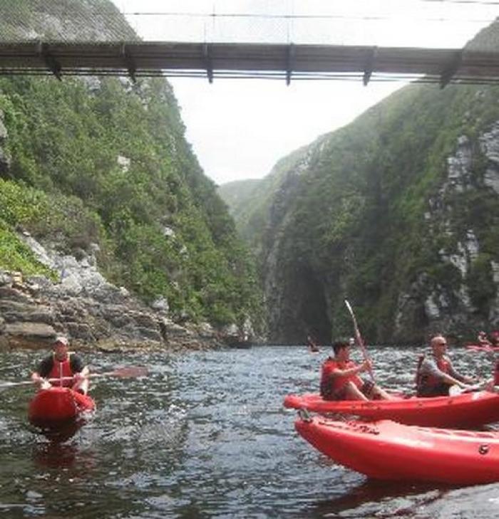 Kayak and Lilo Adventure, a tour attraction in The Garden Route South Africa