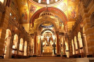 Cathedral Basilica of St. Louis, a tour attraction in Saint Louis, MO, United States