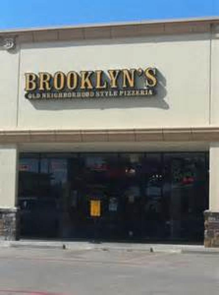 Brooklyn's Pizza, a tour attraction in Mckinney                      