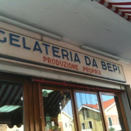 Gelateria da Bepi, a tour attraction in Padua, Italy 
