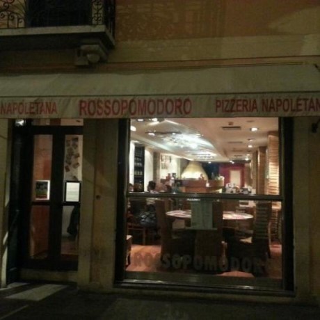 Pizzeria Ristorante Rossopomodoro, a tour attraction in Padua, Italy 